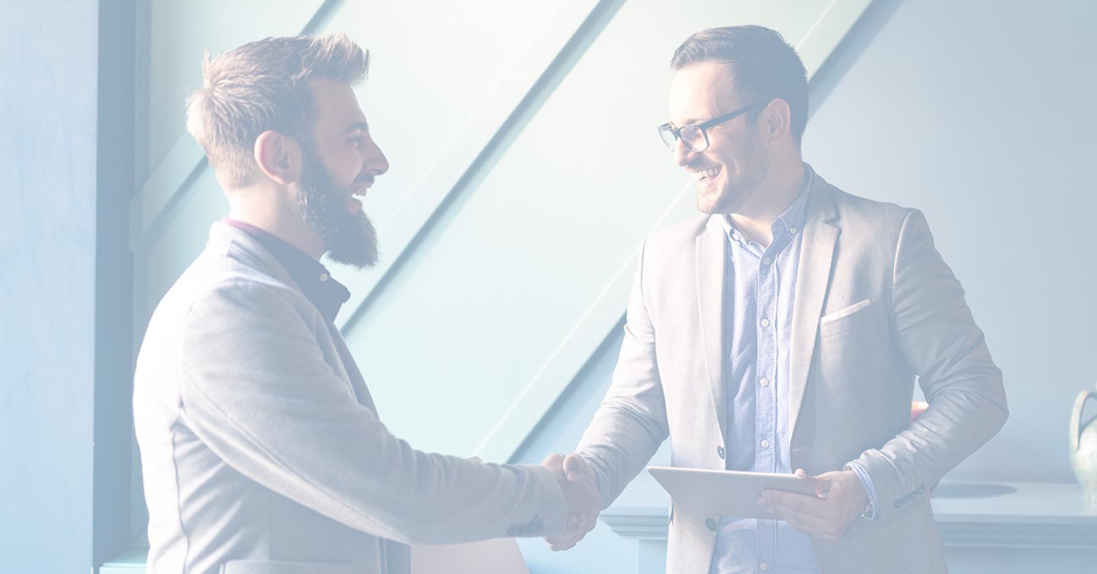 Finanzberater, Handshake mit seinem Kunden