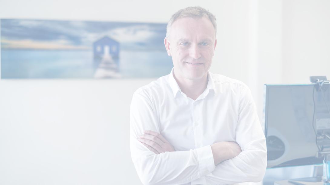 FP Finanzpartner Christian Geier in seiner Kanzlei Straubing